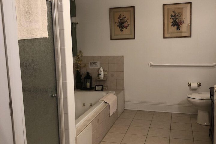 Room 18 of 62