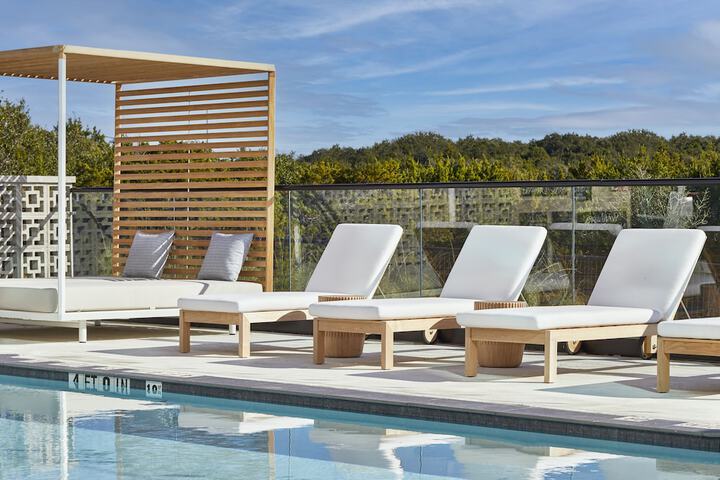 Pool 7 of 55