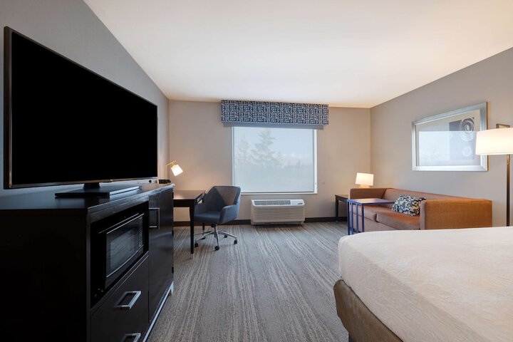 Room 19 of 69