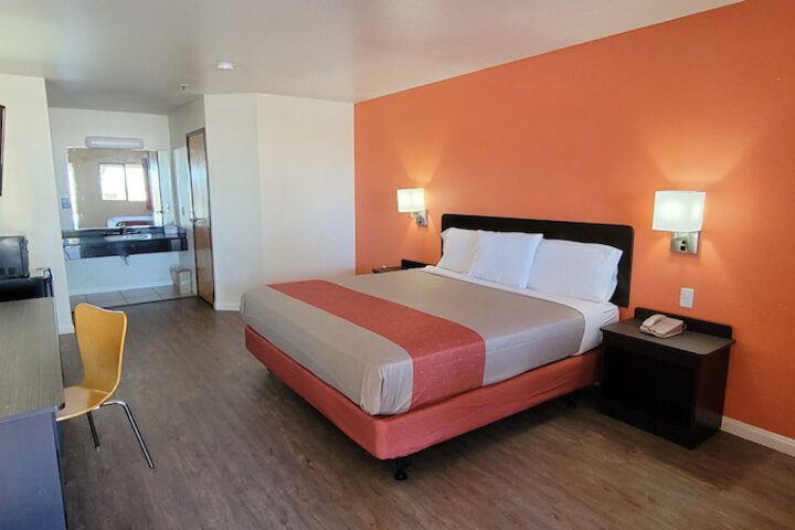 Room 56 of 58