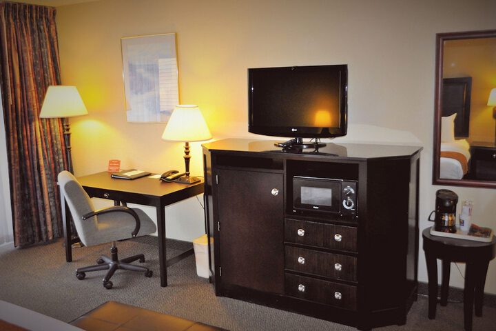 Comfort Inn & Suites Lincoln City