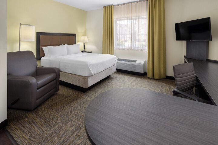Room 34 of 49