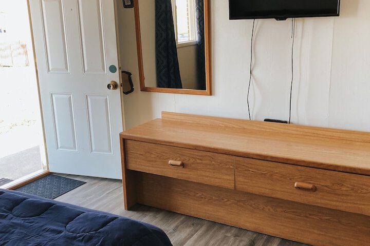 Room 14 of 35