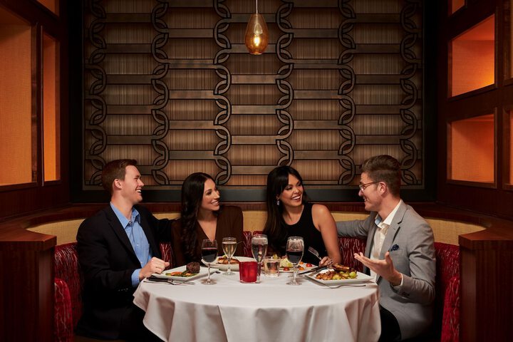 Dining 22 of 33
