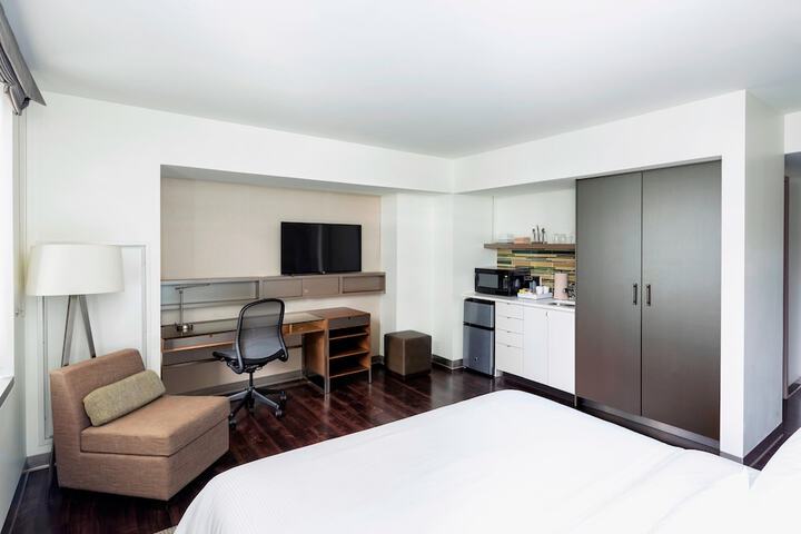 Room 22 of 29