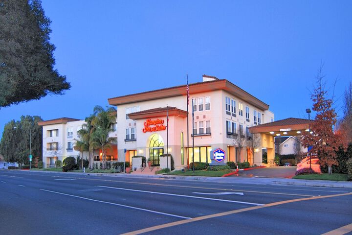 Hampton Inn & Suites Mountain View