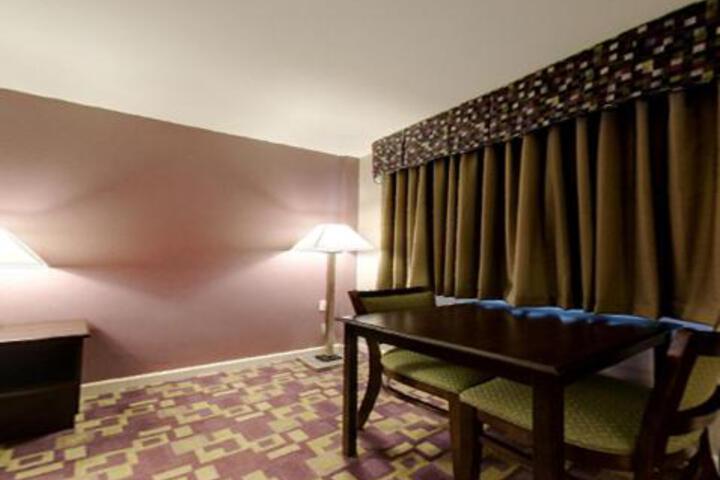 Mount Holyoke Inn