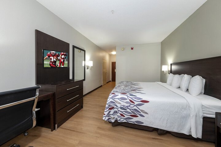 Room 32 of 62