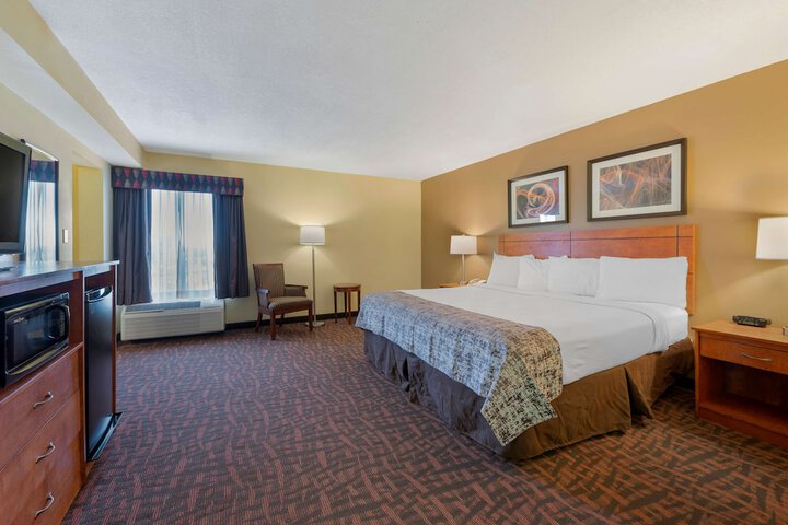 Room 7 of 27