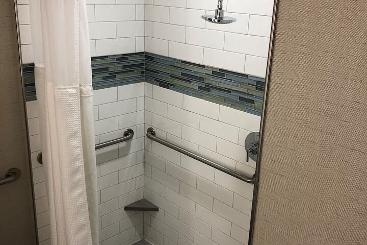 Room 40 of 59