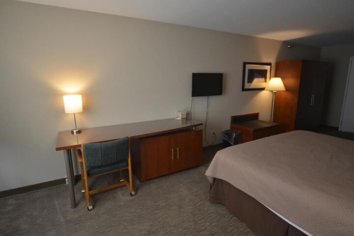 Room 11 of 29