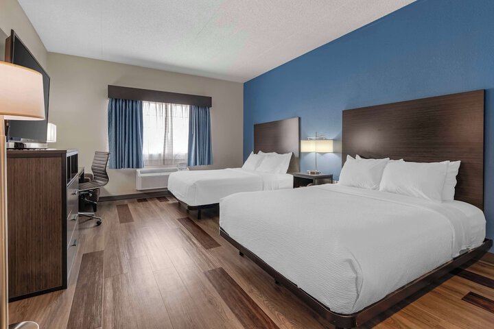 Room 16 of 25