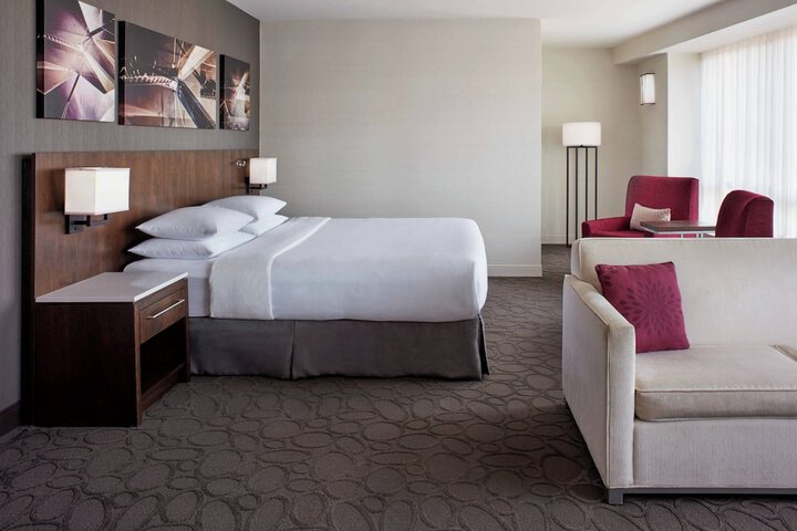 Delta Hotels by Marriott Ottawa City Centre