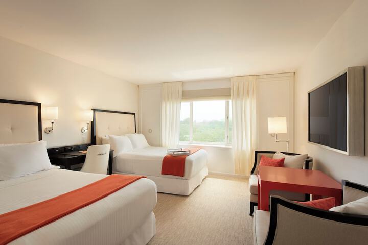 The H Hotel