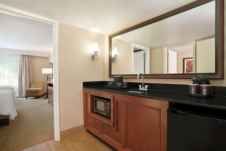 Room 10 of 39