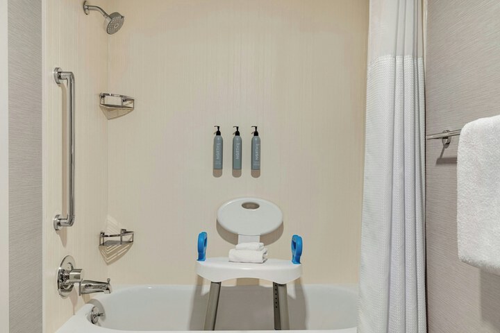 Courtyard by Marriott Wilmington Brandywine