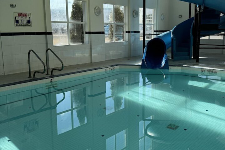 Pool 4 of 52
