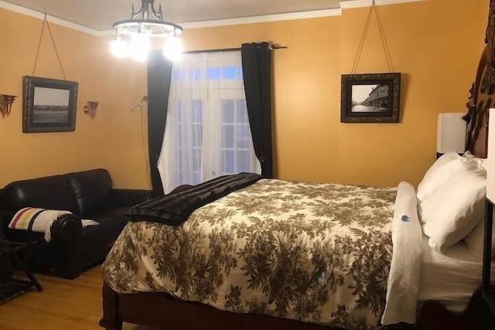 Room 14 of 26
