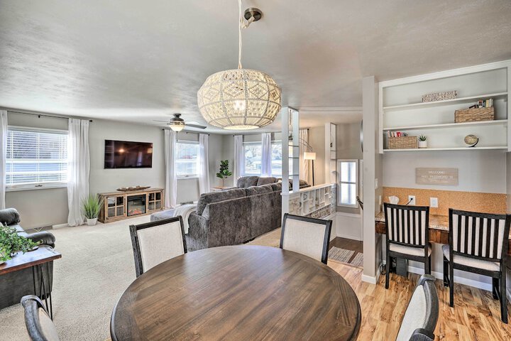 Sioux Center Split-level Home w / Game Room!