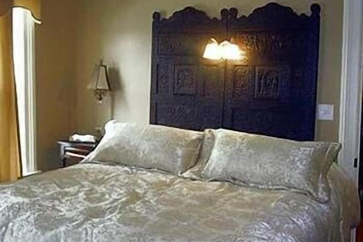 Room 12 of 44