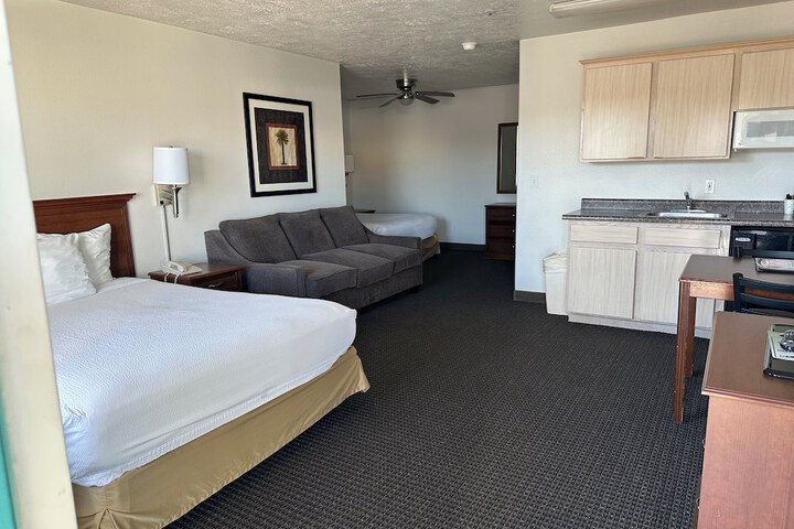Room 60 of 69