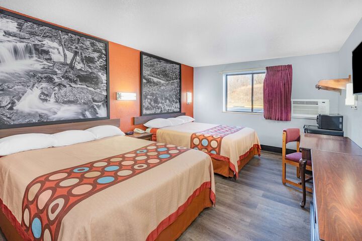 Room 5 of 26