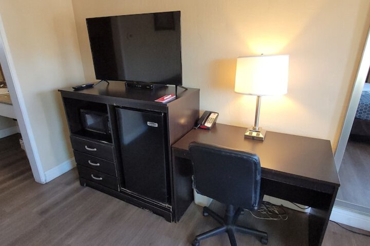 Room 9 of 21