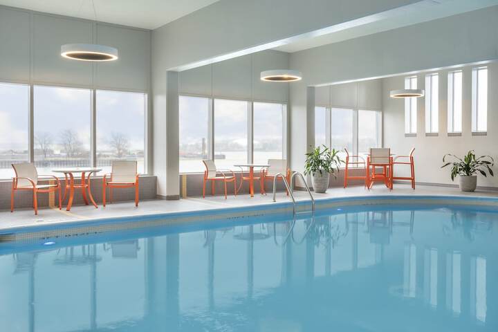 Holiday Inn Kingston Waterfront by IHG