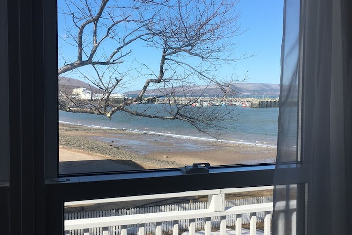 Come From Away B & B Inn