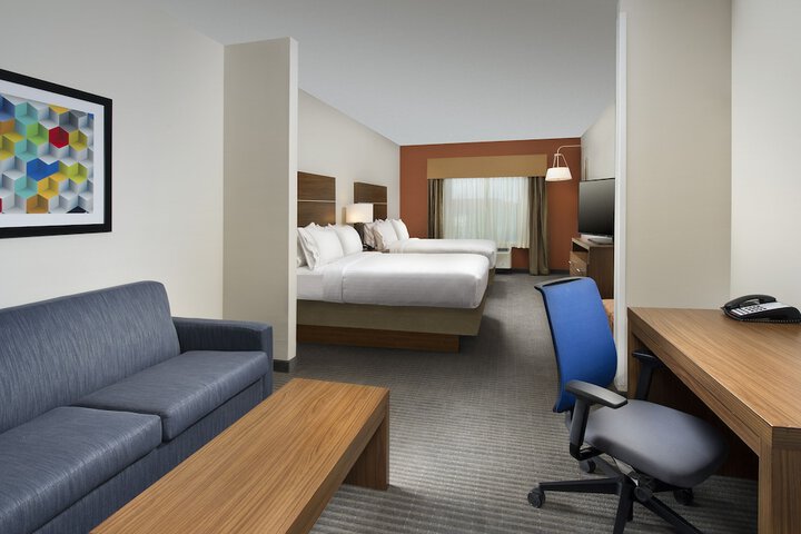 Holiday Inn Express & Suites Bay City by IHG