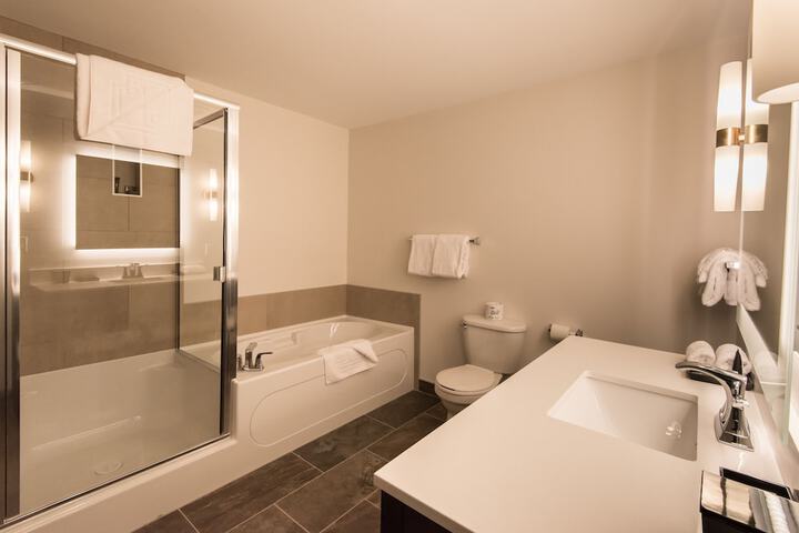 Room 18 of 53