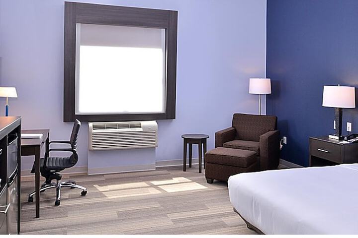Room 19 of 50