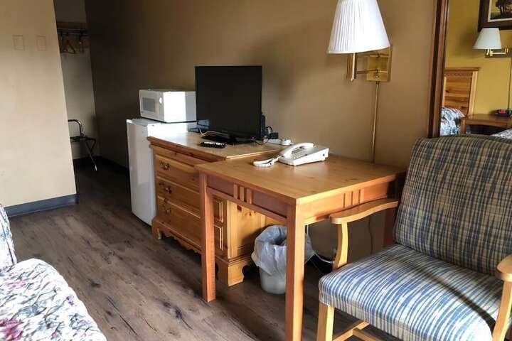 Room 18 of 26