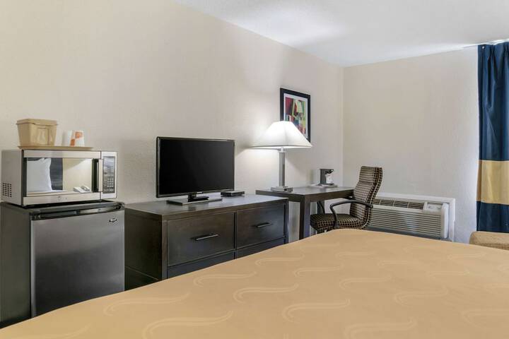 Room 19 of 29
