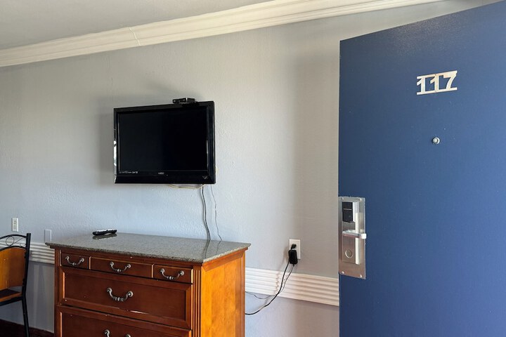 Room 29 of 31