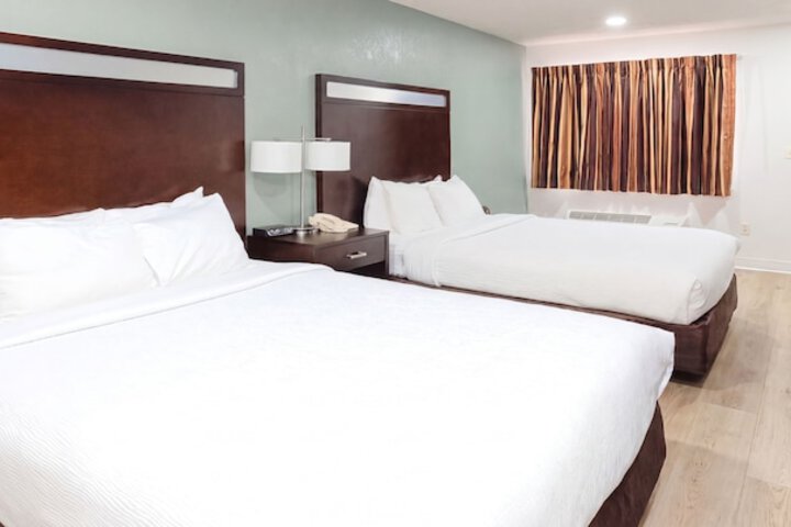 Quality Inn Holbrook near Petrified Forest