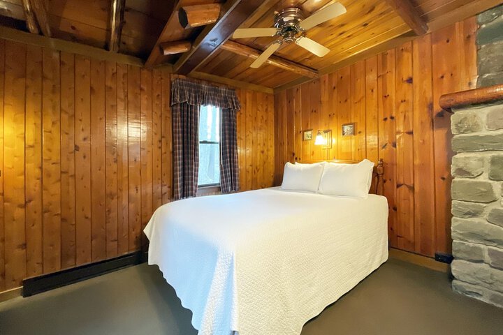 Mountain Springs Lake Resort
