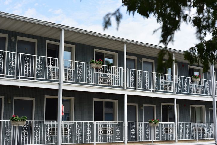 Hotel 2 of 88