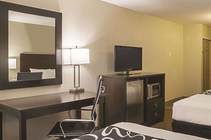 Room 19 of 41