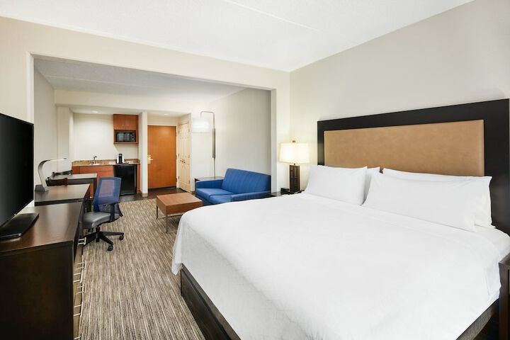Room 15 of 50