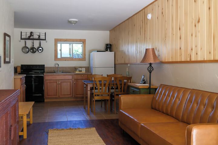 Rocky Mountain Inn