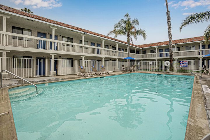 Pool 5 of 29