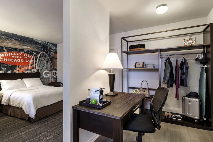 Room 21 of 40