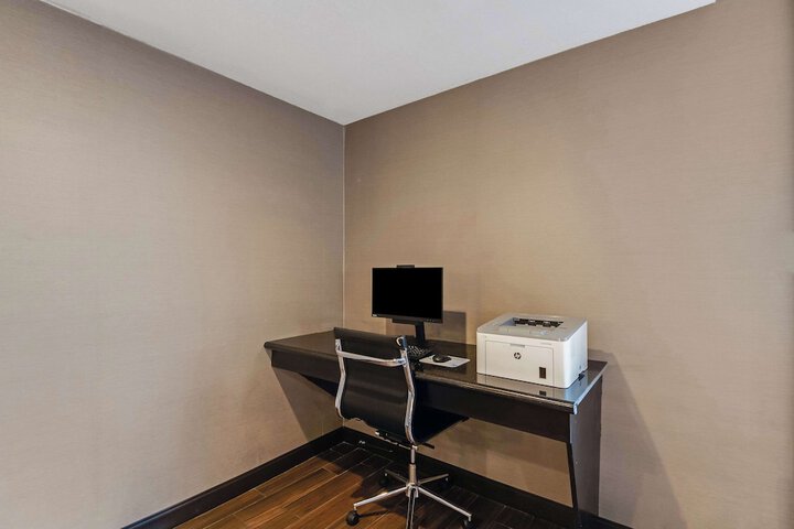 Business Center 24 of 24