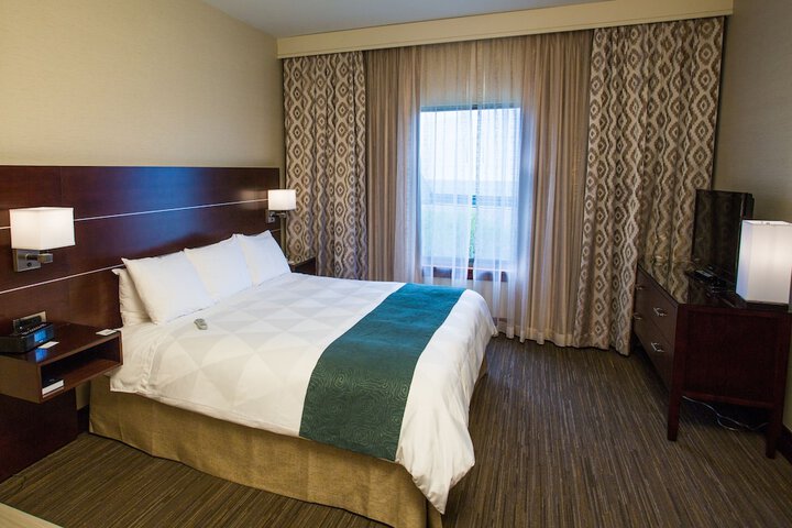 Room 14 of 32