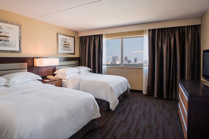 Room 34 of 61