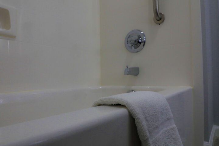 Room 15 of 23