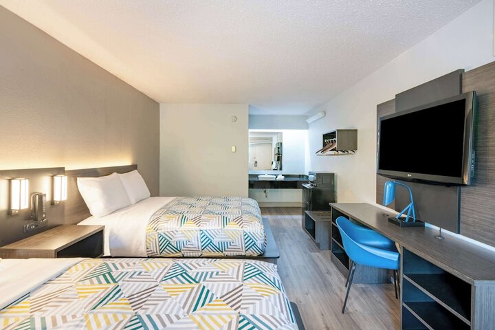 Room 20 of 24