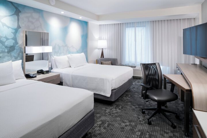 Room 43 of 64