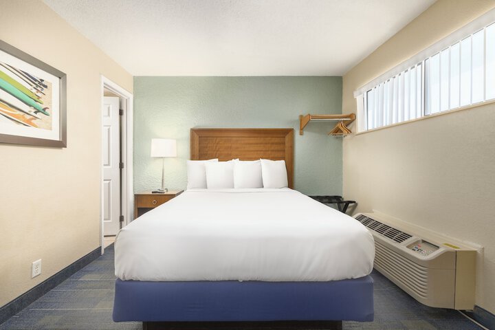 Room 31 of 52